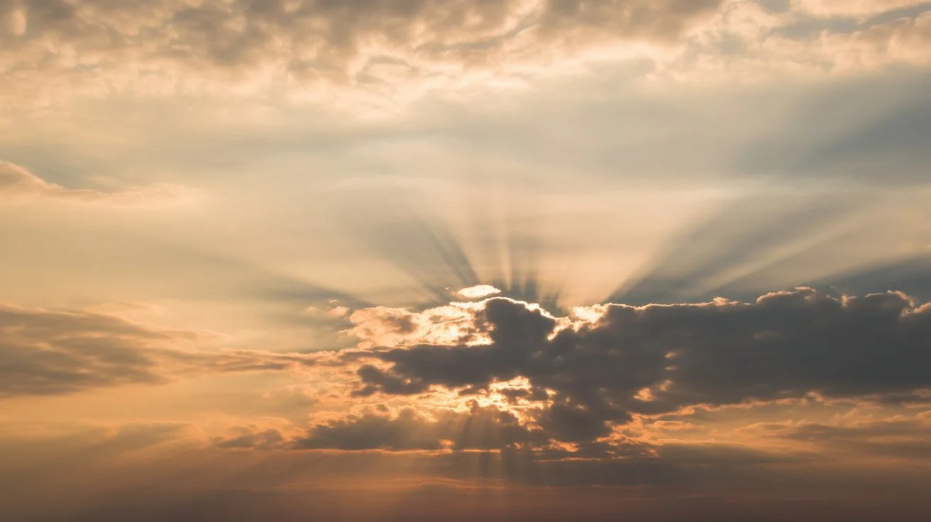 You are currently viewing 166+Short Powerful God Quotes to Strengthen Your Faith✨